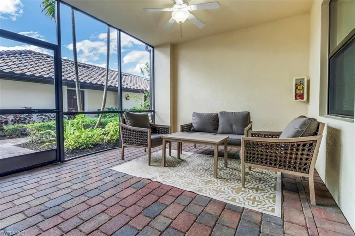 9509  Avellino  WAY, Naples, FL 34113