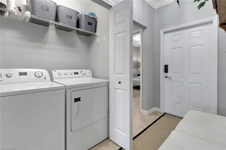 9509  Avellino  WAY, Naples, FL 34113