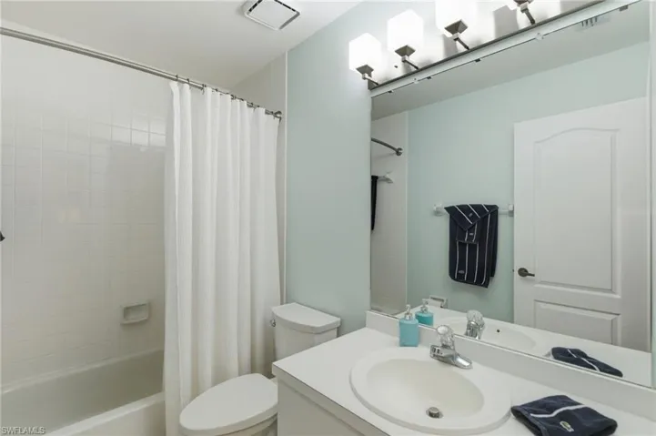 14511 Hickory Hill Ct 524, Fort Myers, Florida 33912