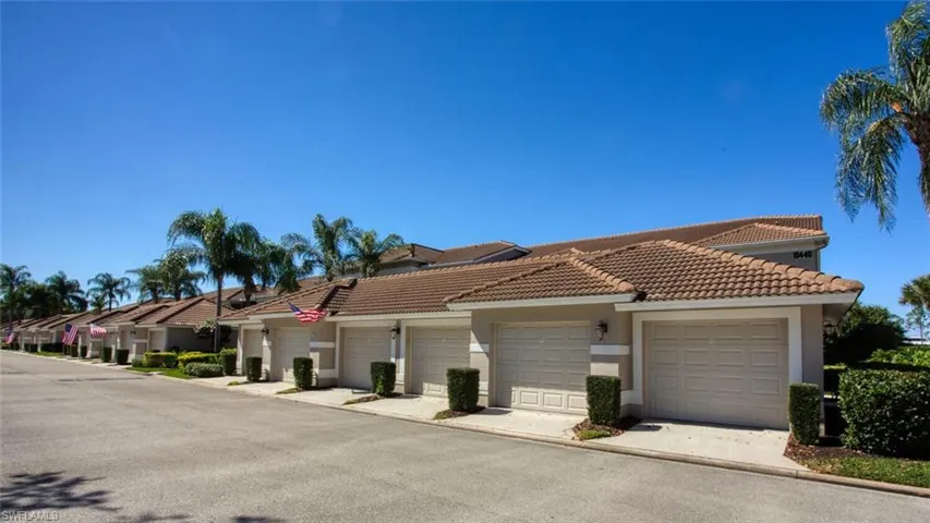 Exterior/detached garage