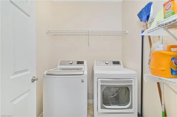 3275 Birchin Ln, Fort Myers, Florida 33916