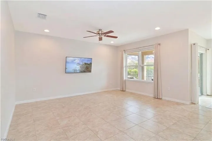 3275 Birchin Ln, Fort Myers, Florida 33916