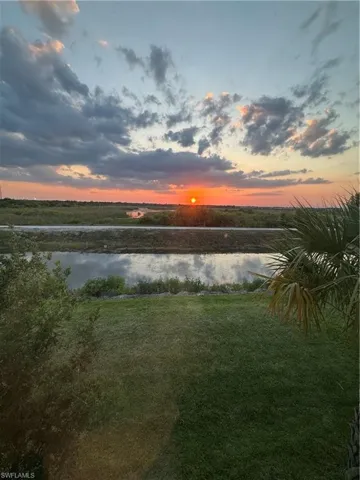 Lanai sunset view