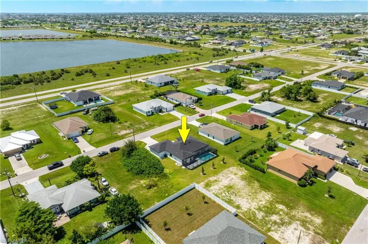 613 NW 7th  PL, Cape Coral, FL 33993
