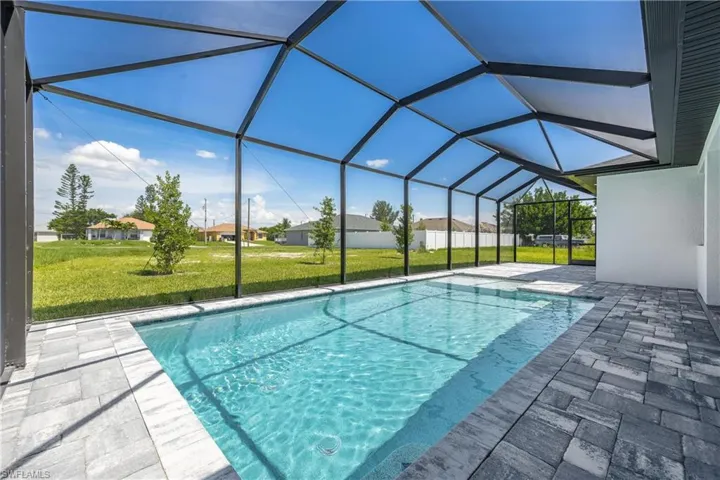 613 NW 7th  PL, Cape Coral, FL 33993