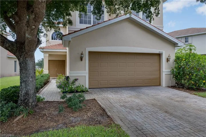 8830 Spring Mountain Way, Fort Myers, Florida 33908
