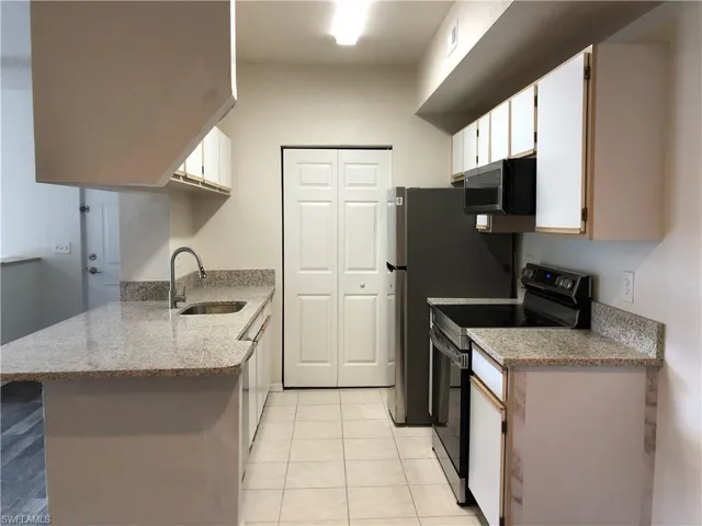 6341  Aragon  WAY, Fort Myers, FL 33966