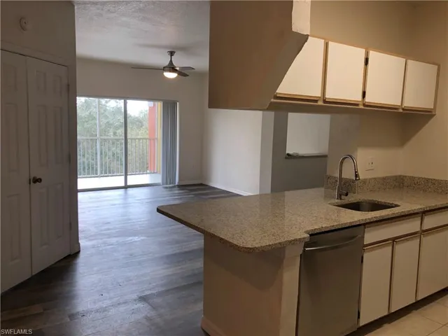 6341  Aragon  WAY, Fort Myers, FL 33966