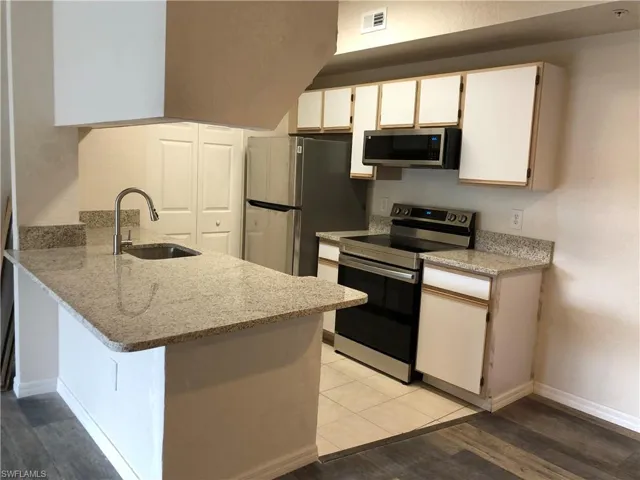 6341  Aragon  WAY, Fort Myers, FL 33966