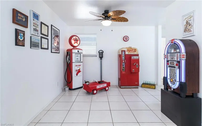 1223 Sw 25th St, Cape Coral Fl 33914