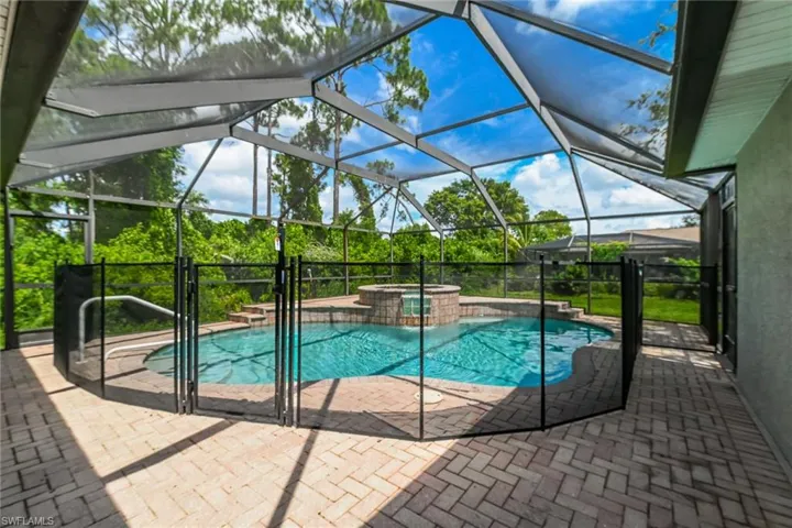 9091  Morris  RD, Fort Myers, FL 33967