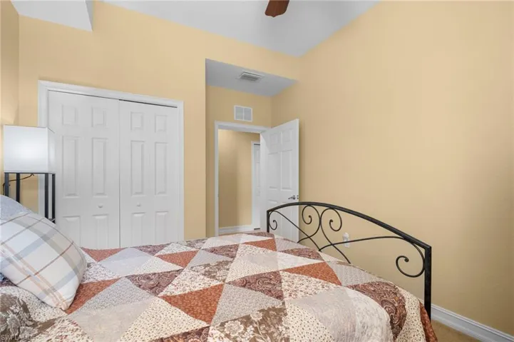 10518  Smokehouse Bay  DR, Naples, FL 34120