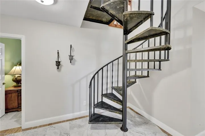 28391  Tasca  DR, Bonita Springs, FL 34135