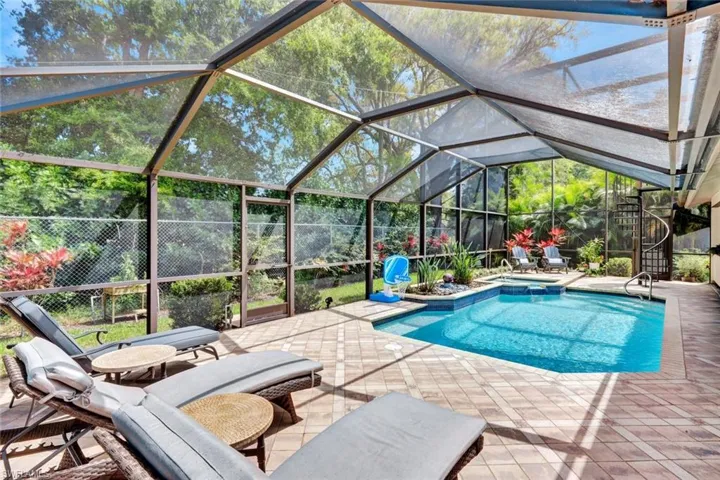 28391  Tasca  DR, Bonita Springs, FL 34135