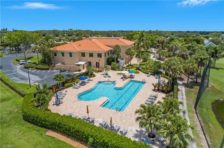 26800 Rosewood Pointe Ln 204, Bonita Springs, Florida 34135