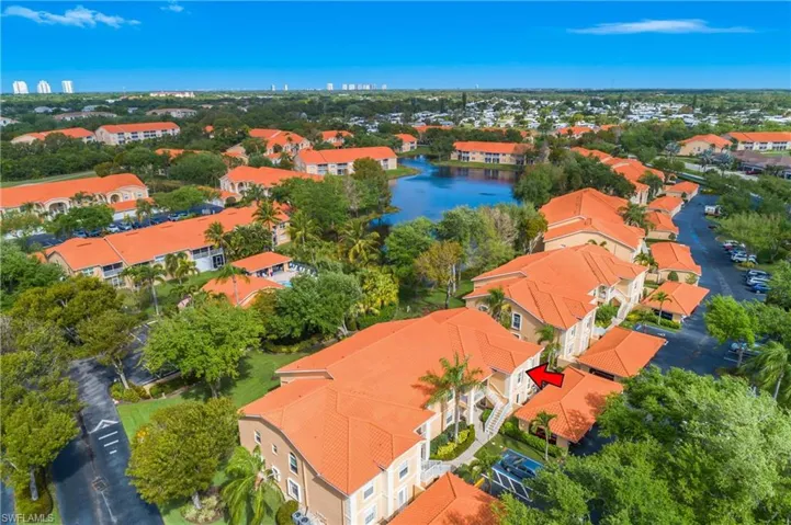 26800 Rosewood Pointe Ln 204, Bonita Springs, Florida 34135