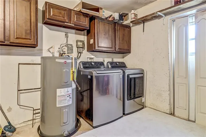 206 Se 13th Ave, Cape Coral Fl 33990