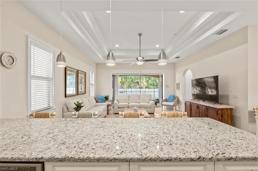 837 105th AVE, Naples, FL 34108,225063745
