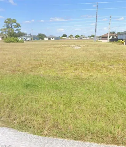 101 Nw 23rd Ter, Cape Coral, Florida 33993
