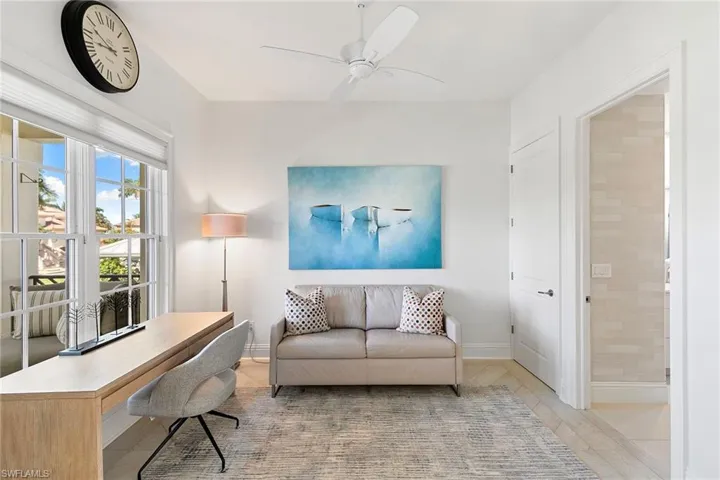 357 Egret Ave, Naples, Florida 34108