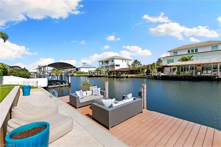 357 Egret Ave, Naples, Florida 34108