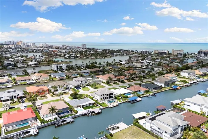 357 Egret Ave, Naples, Florida 34108