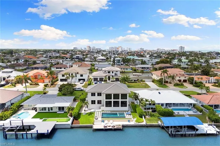 357 Egret Ave, Naples, Florida 34108