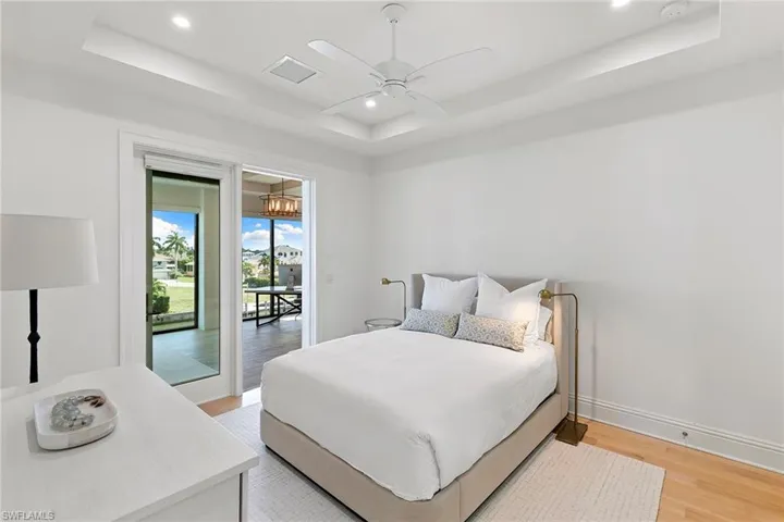 357 Egret Ave, Naples, Florida 34108
