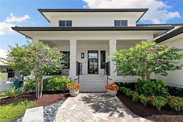 357 Egret Ave, Naples, Florida 34108