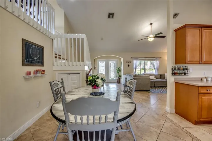2012 33rd Ln, Cape Coral, Florida 33909
