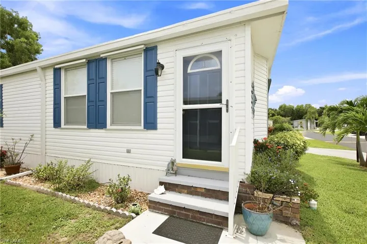 18 Grosbeak Ln 18, Naples, Florida 34114