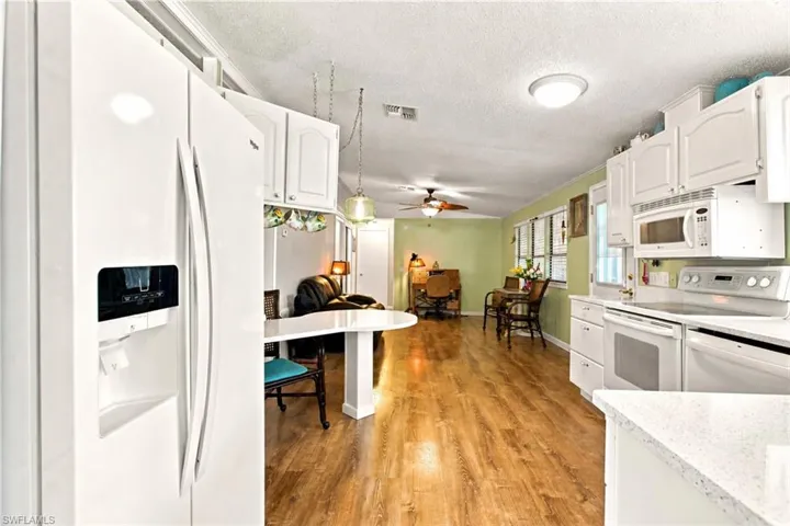 18 Grosbeak Ln 18, Naples, Florida 34114
