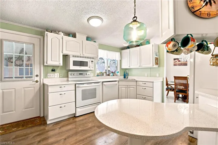 18 Grosbeak Ln 18, Naples, Florida 34114