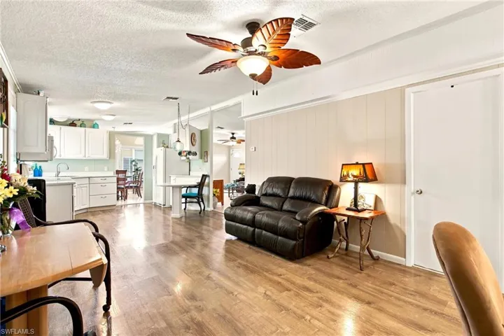 18 Grosbeak Ln 18, Naples, Florida 34114