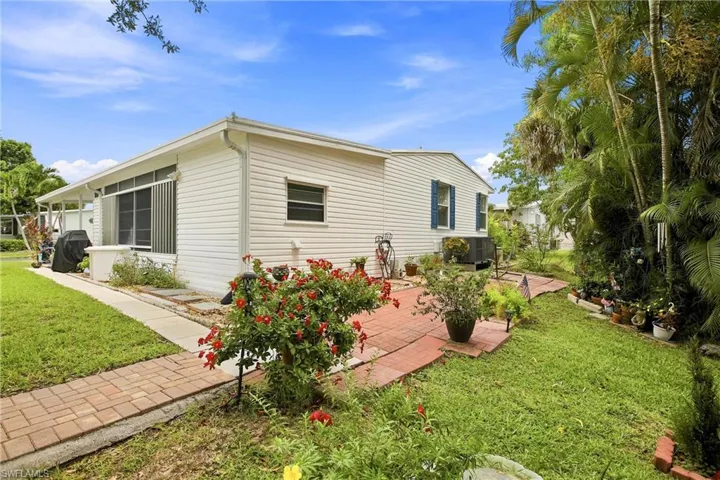 18 Grosbeak Ln 18, Naples, Florida 34114