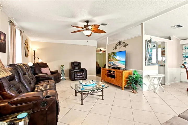 18 Grosbeak Ln 18, Naples, Florida 34114