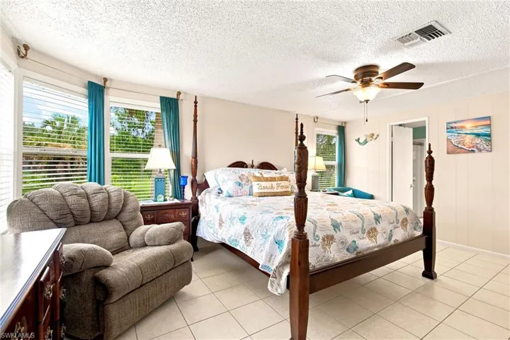 18 Grosbeak Ln 18, Naples, Florida 34114