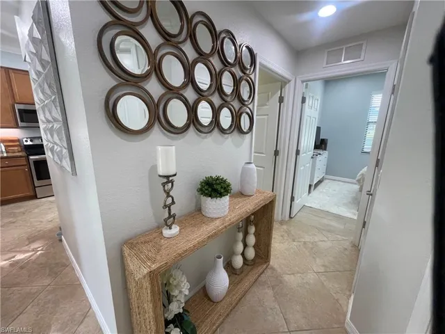 9727 Acqua Ct 418, Naples, Florida 34113