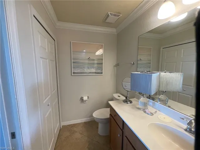 9727 Acqua Ct 418, Naples, Florida 34113