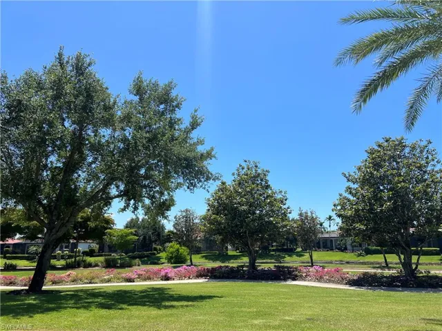9727  Acqua  CT, Naples, FL 34113