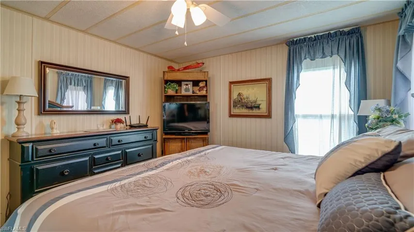 Nice size! Nice furniture! Your guests may never leave!