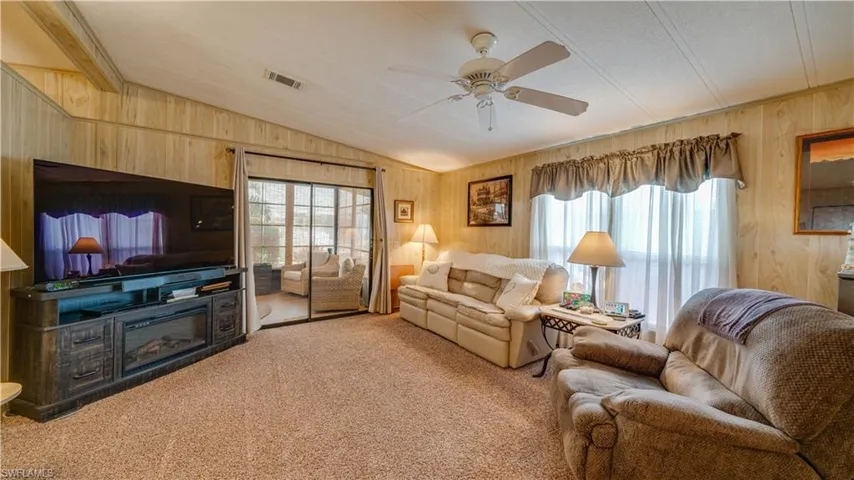 The carpet in this home has been beautifully maintained.