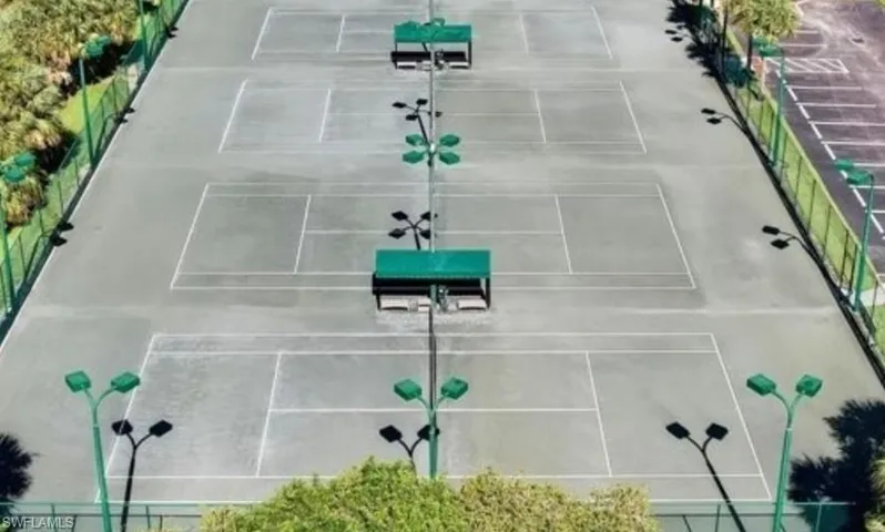 4 Quality Courts