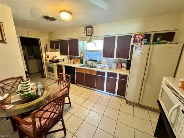 330 W Obispo Ave, Clewiston, Florida 33440
