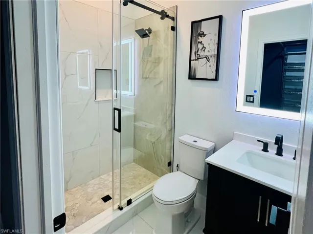 Bathroom #4 in Entertainment room