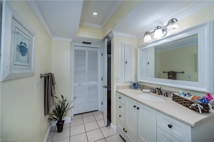 822 SW 48th TER # 103, CAPE CORAL FL 33914
