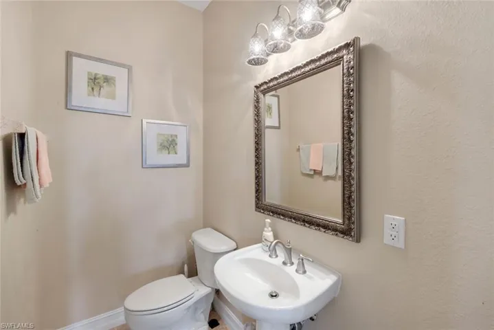 5332 Sw 28th Pl, Cape Coral, Florida 33914