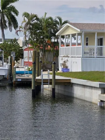 New concrete seawall