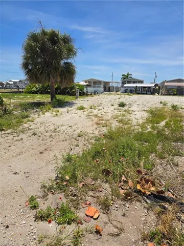 3063 York Rd, St. James City, Florida 33956