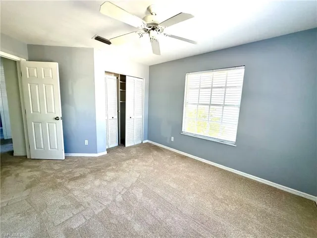 Upstairs Second bedroom